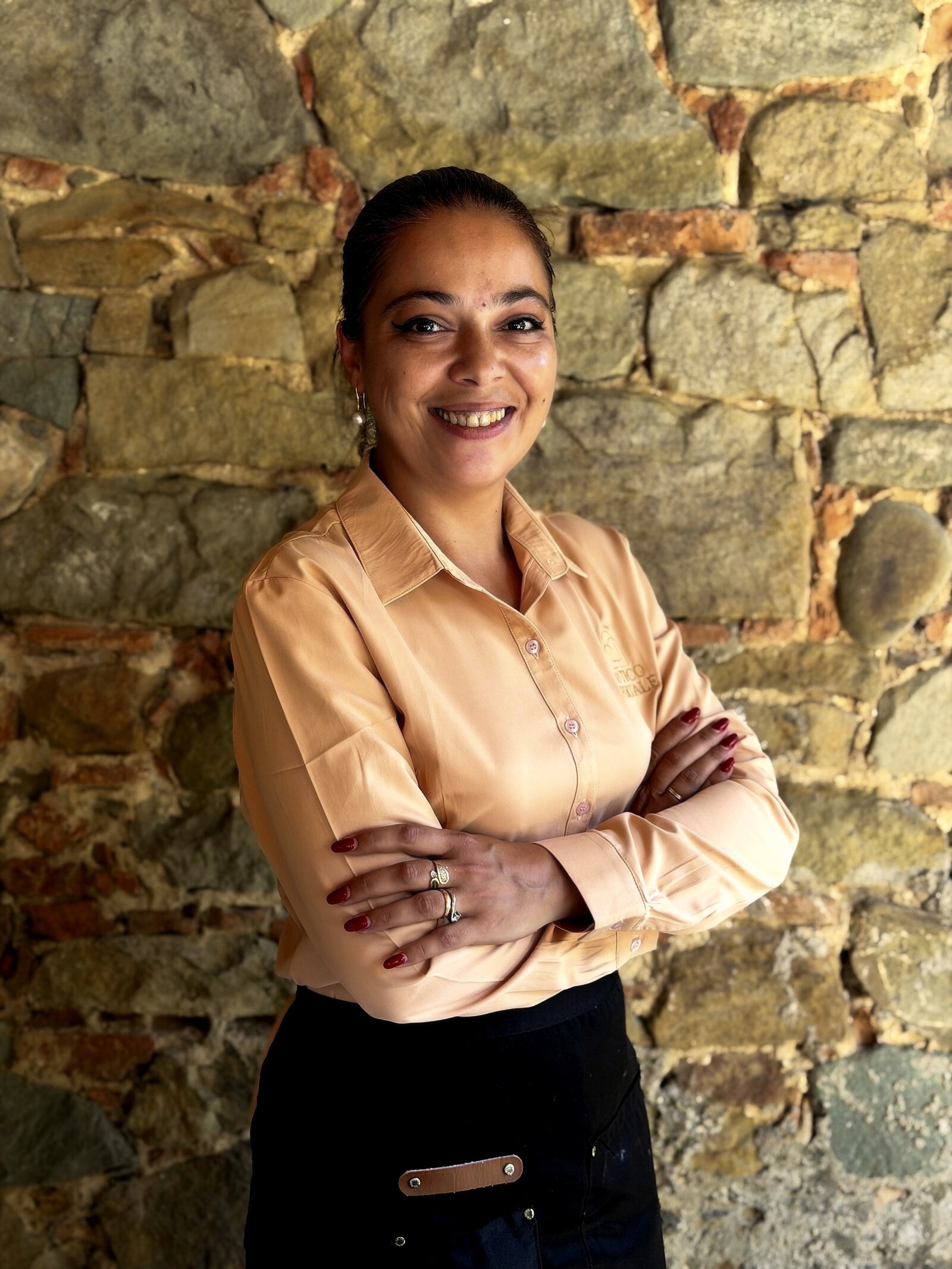 Michela, direttrice di sala del ristorante Antico Portale in Valdambra
